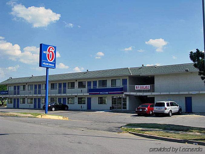 Motel 6 Kansas City, Mo - Airport Dış mekan fotoğraf